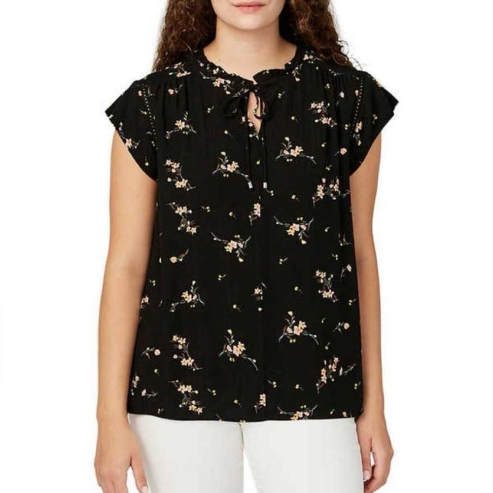 Buffalo Women's Short Sleeve Black Floral Casual  Tie Neck Pullover Blouse Lg